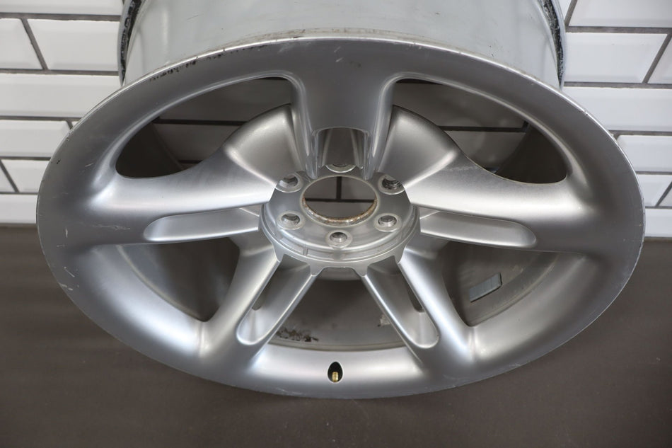 2003-2004 Chevrolet SSR 20x10 Rear Silver Wheel 15104066 OEM | Single