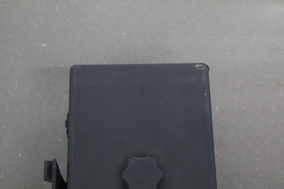 1999-2004 Chevrolet Corvette C5 Interior Fuse Box 12193792