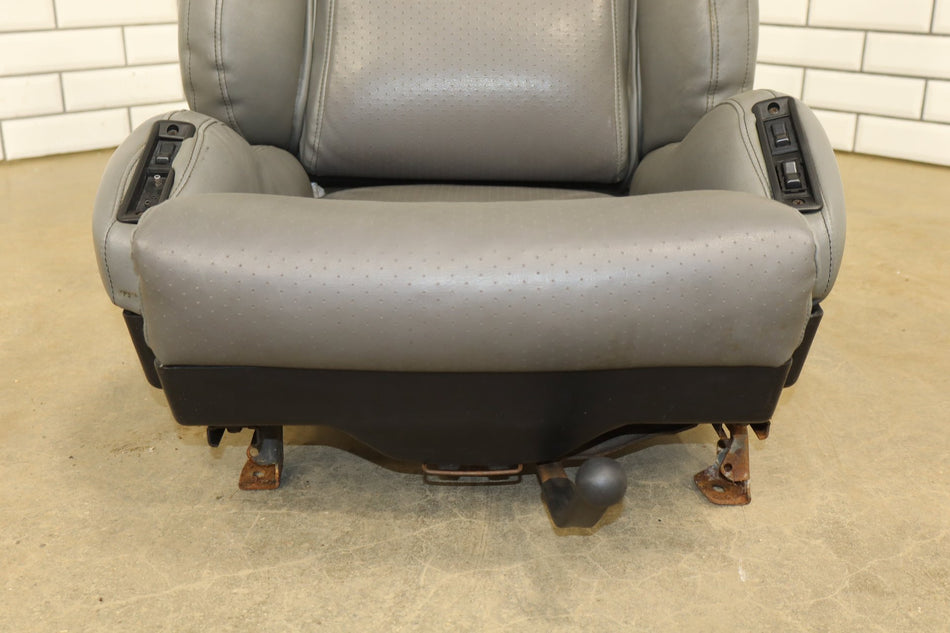 1987 Chevrolet Corvette C4- Right Front Seat
