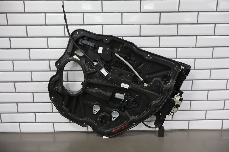 19-24 Ram 1500 6 Lug RH SIDE/REAR/CARGO REGULATOR Motor OEM
