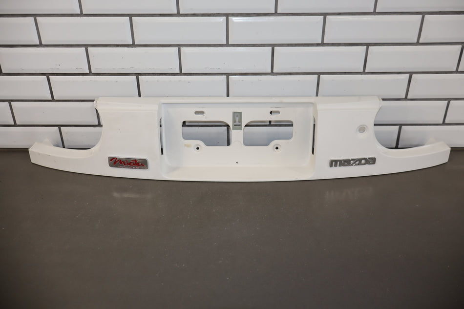 1990-1997 Mazda MX-5 Miata NA Rear Tail Filler Trunk Bumper Filler White