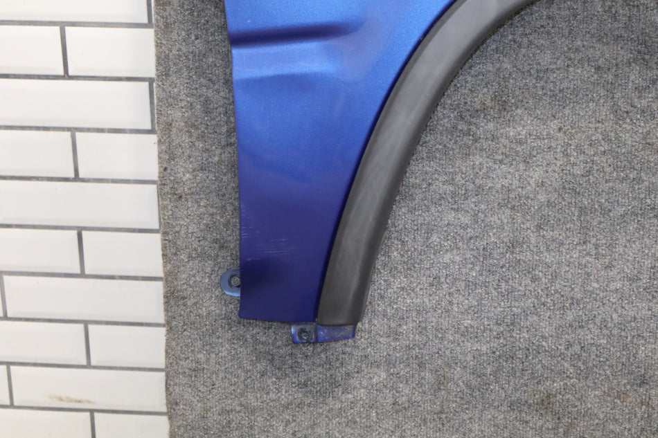 2001 Honda CR-V- Right Fender