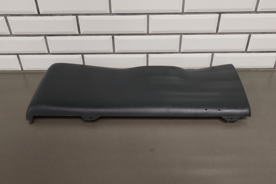 99-02 Chevy GMC Truck SUV Silverado Sierra Driver Knee Bolster Graphite 12D