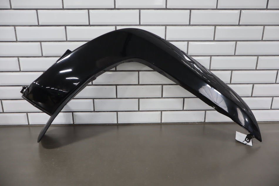 2003-2005 Toyota 4Runner SR5 Right Fender Molding Black 202