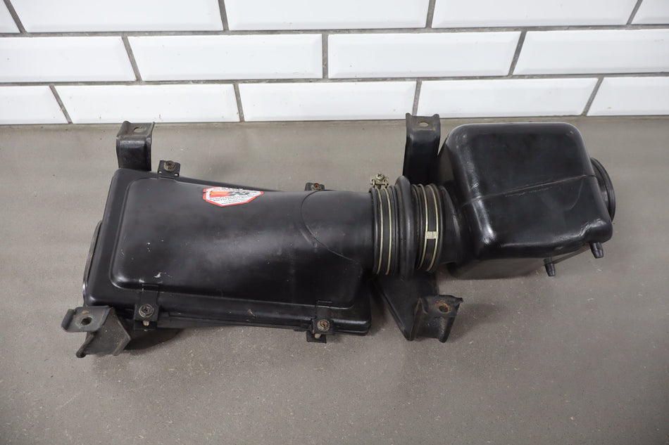 1984 Nissan 300ZX Z31- Air Cleaner