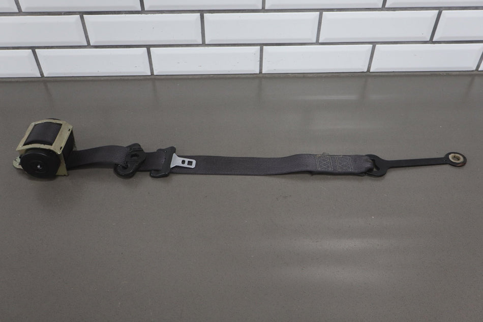 2004-2006 Pontiac GTO Left Front Seat Belt Black 812 88987835