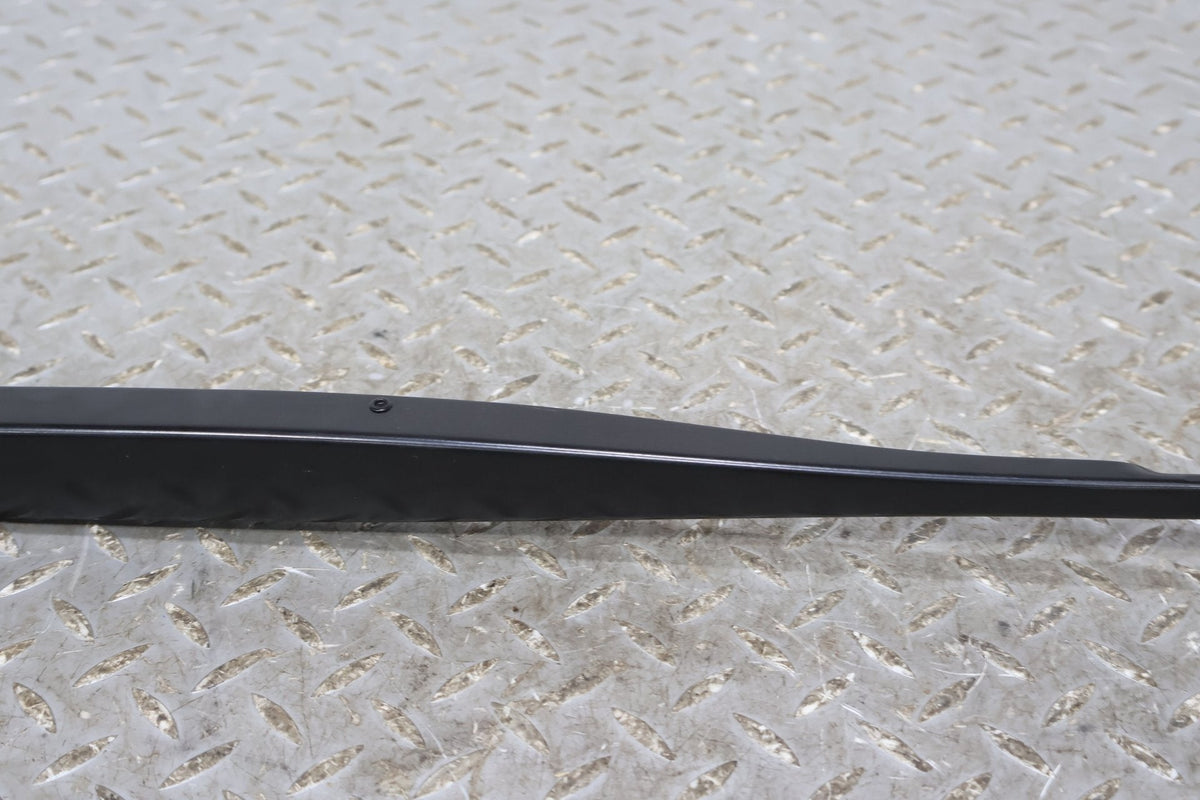 Wiper Arm, 2022, Rivian, R1S