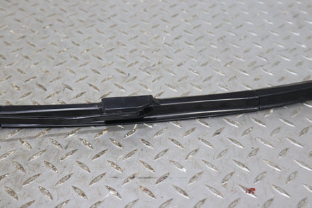 Wiper Arm, 2022, Rivian, R1S