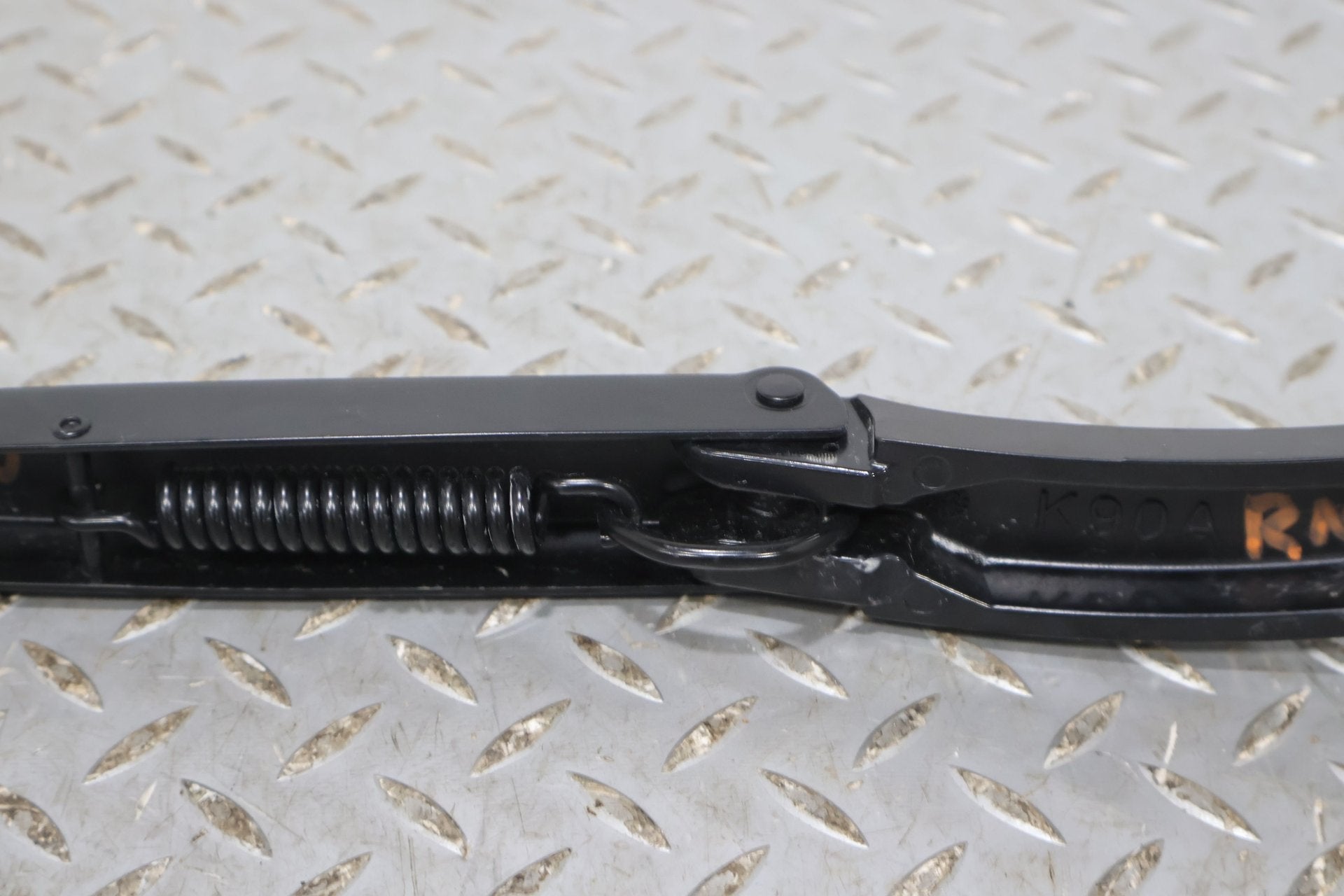 Wiper Arm, 2022, Rivian, R1S
