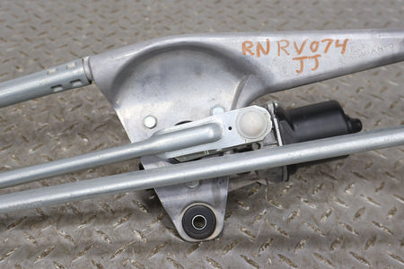 Wiper Linkage, 2022, Rivian, R1S