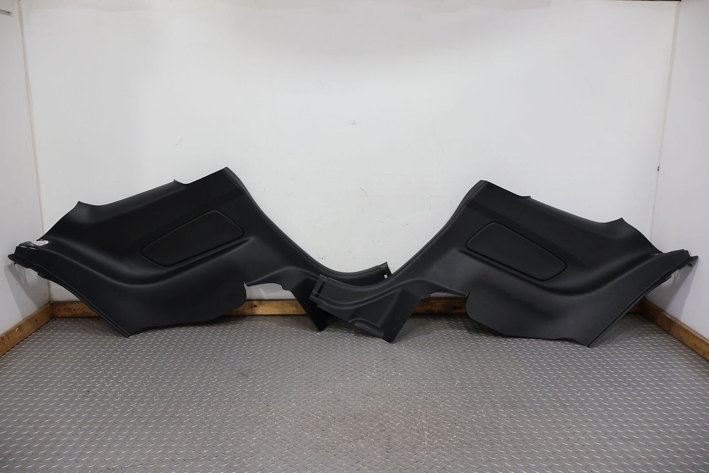 15-17 Ford Mustang GT Coupe Pair LH&RH Rear Interior Quarter Trm Panels (Ebony)