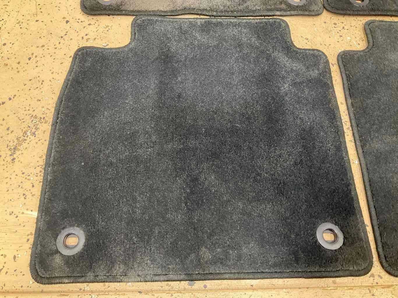 2013-2017 Lexus LS460L Cloth OEM Floor Mat Set (Black)
