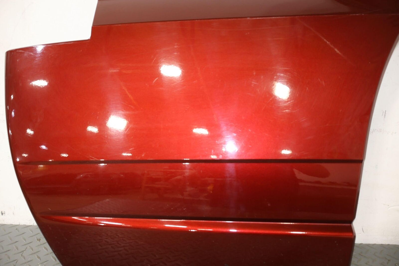 2002 Cadillac Escalade Short WB Rear Right Quarter Panel Moulding (Redfire 72U)
