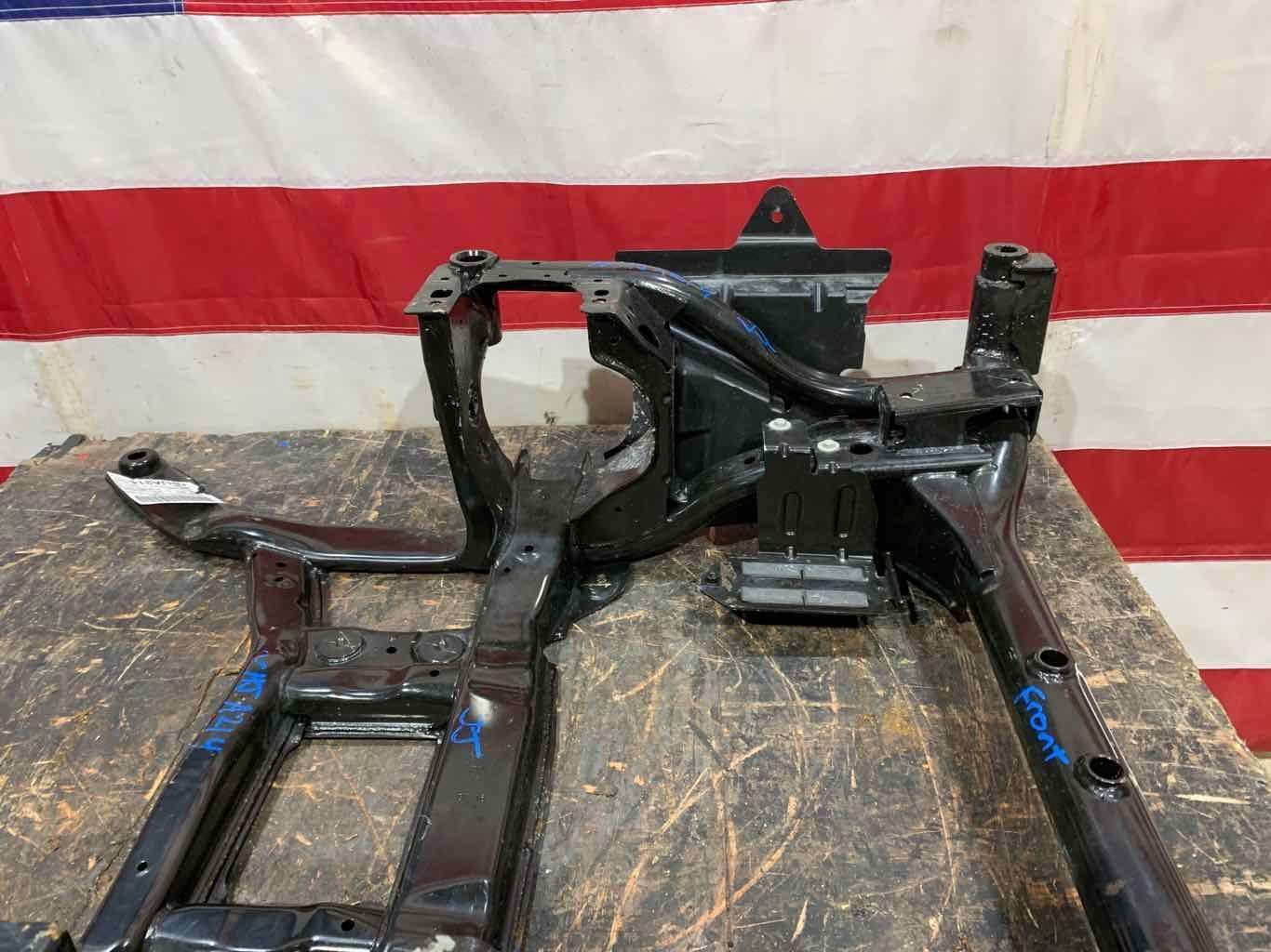 17-20 jaguar F-Pace Bare Front Undercarriage Crossmember SubFrame OEM T4A43725