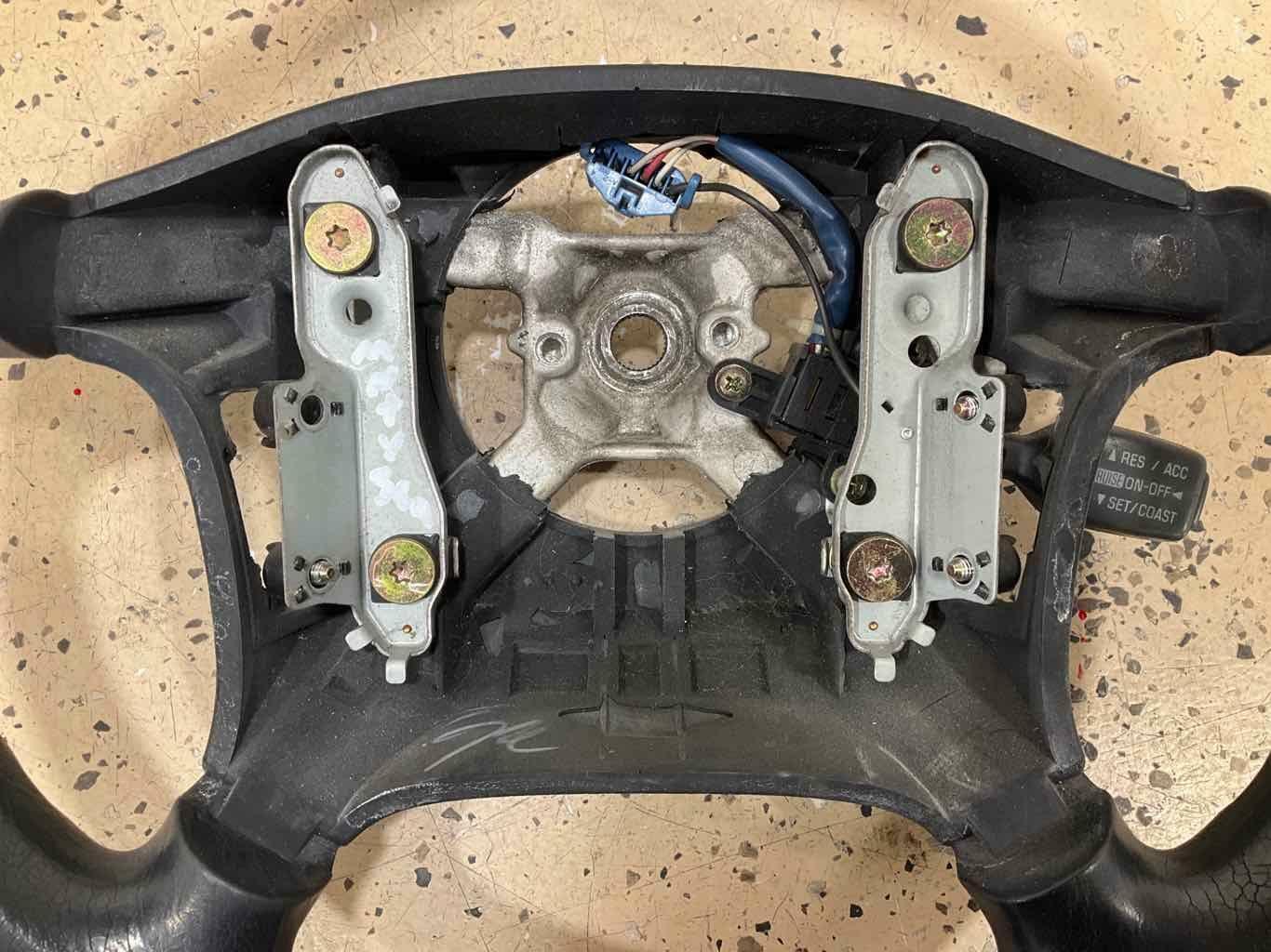 91-95 Toyota MR2 Steering Wheel (Black FF22) No Bag (See Description)