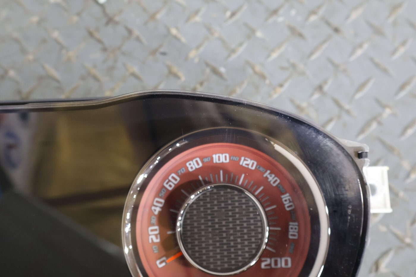 2015 Dodge Challenger SRT Hellcat 200MPH Speedometer (5091701) Tested