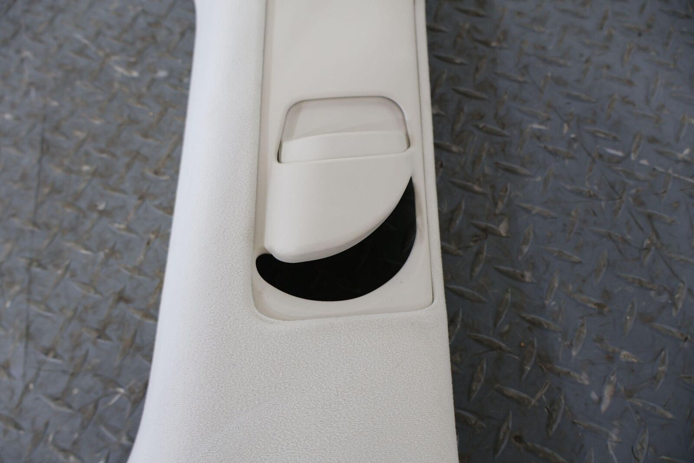 1013 Lexus GX460 Left LH Interior Upper C Pillar Trim (Ecru LA00) See