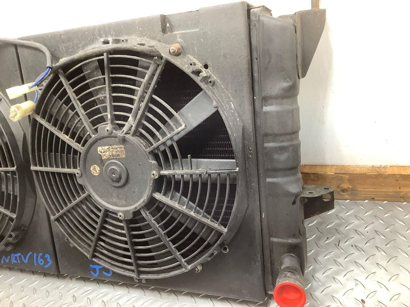 TVR Chimaera 4.0L Complete Radiator W/ Cooling Fans OEM