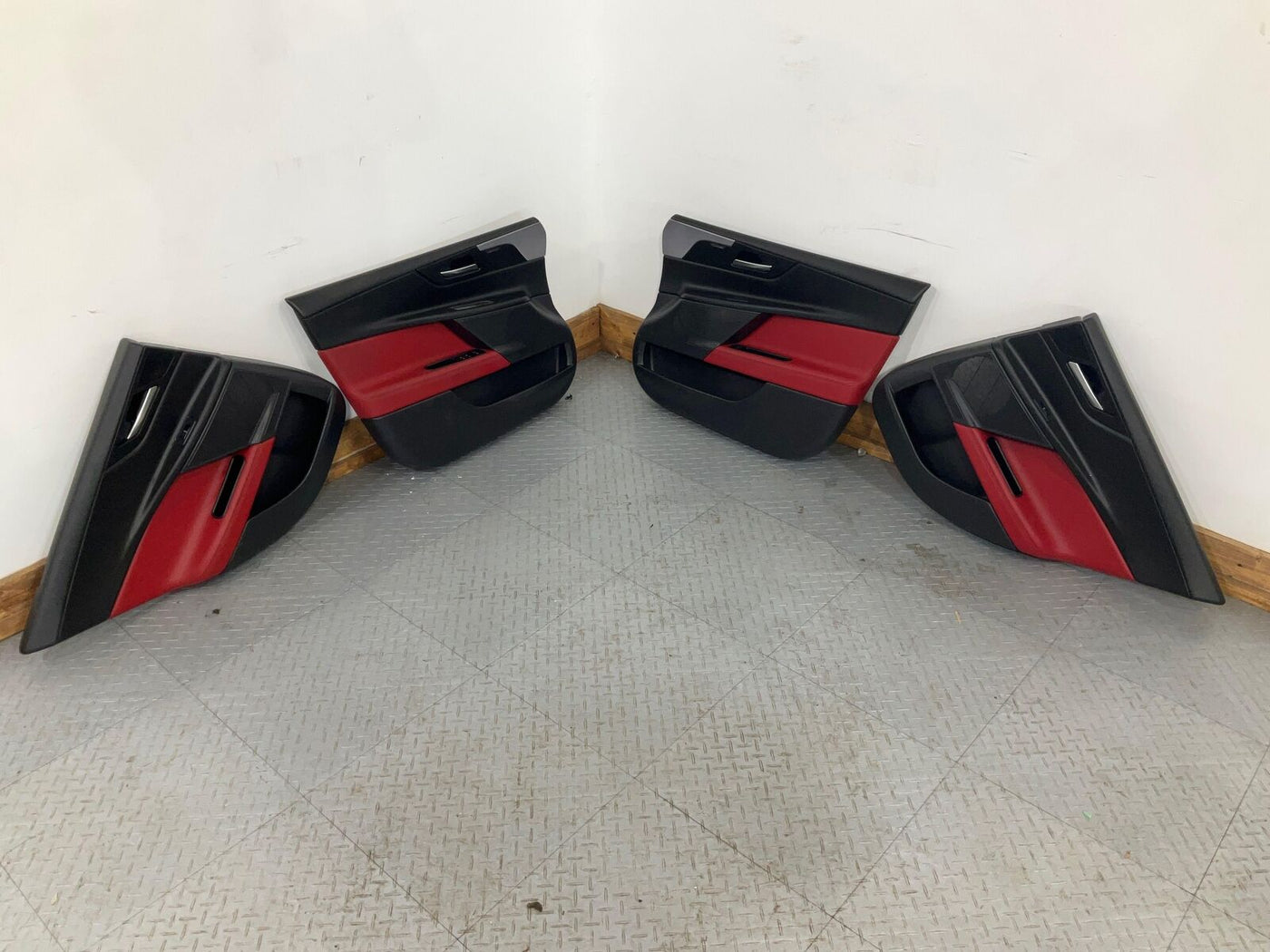17-20 Jaguar XE R-Sport Door Trim Panel Set Of 4 Front/Rear (Black/Red TR10)