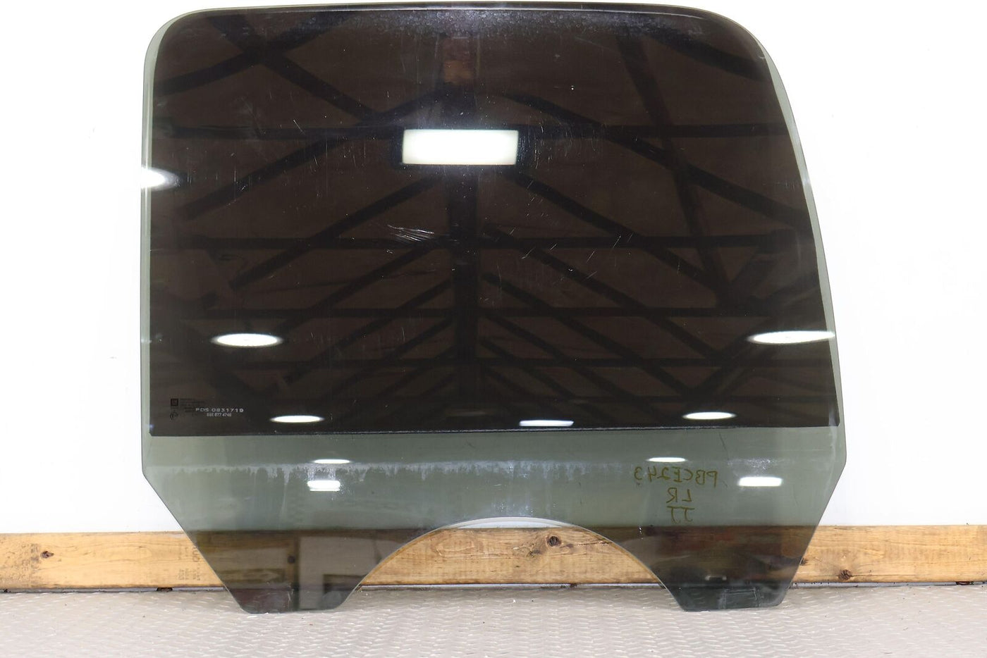 07-13 Chevy Avalanche Rear Left LH Door Glass Window (Privacy & Self Tint)