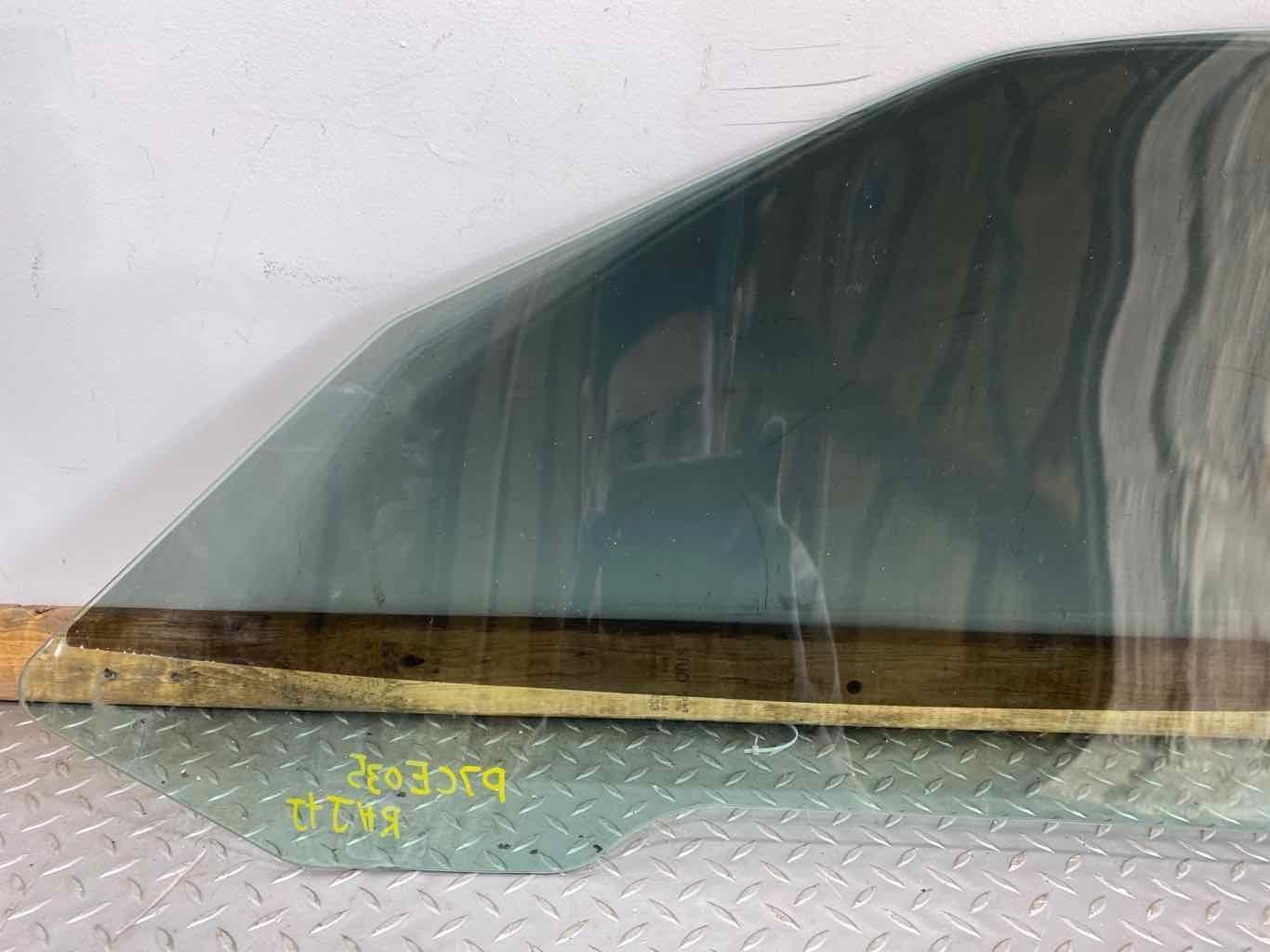 05-13 Chevy Corvette C6 Right RH Passenger Door Window Glass (Self Tint)