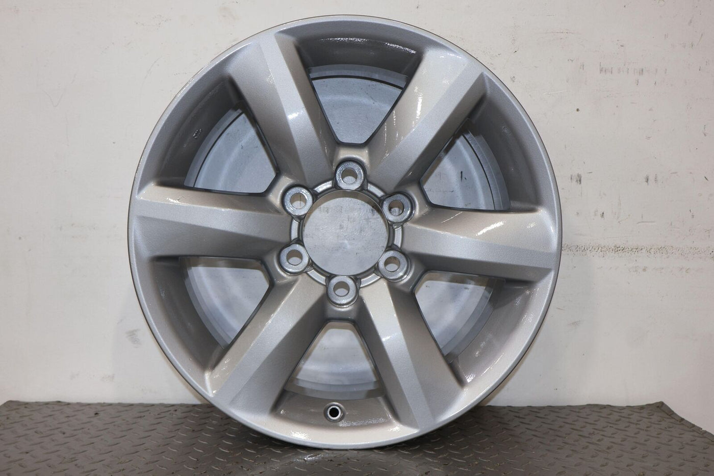 10-21 Lexus GX460 18x7.5 Alloy Wheels Set of 4 (Powdercoated SIlver) No Caps