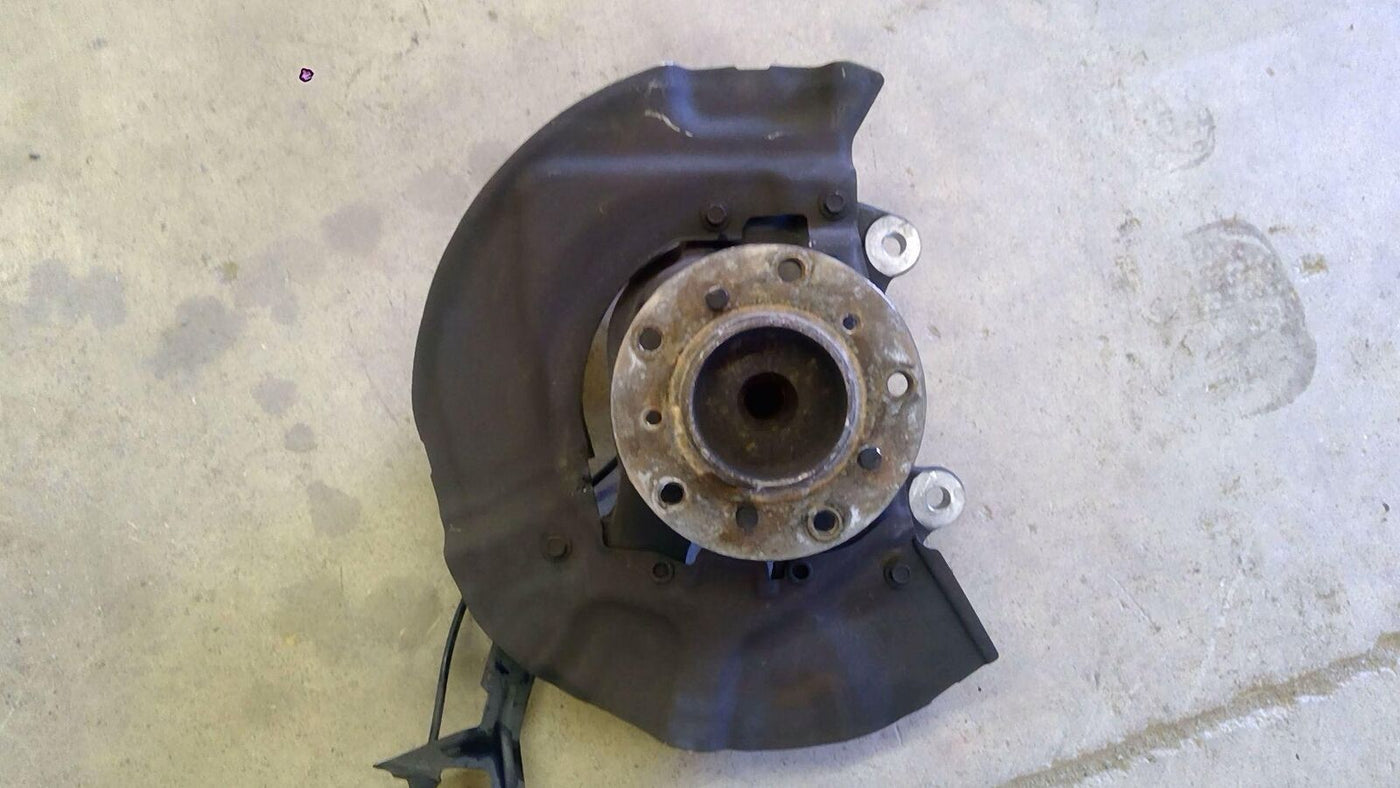 2006 - 2010 BMW E60 M5 Left Front Spindle Knuckle W/ Hub