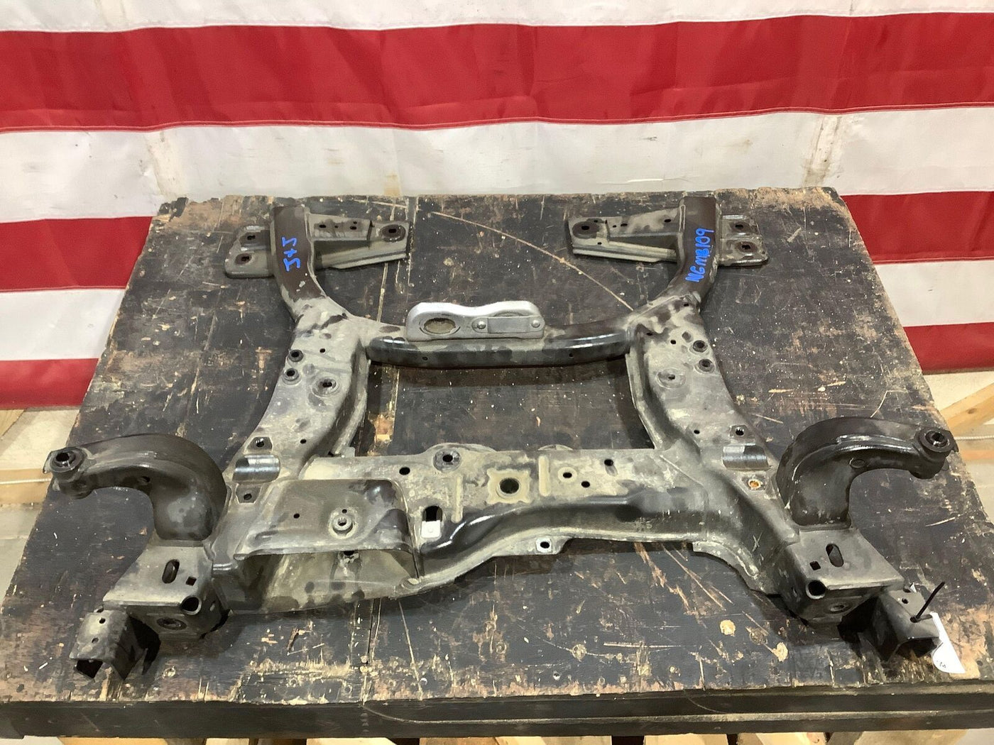 14-19 Mercedes CLA45 AWD 117 Type Bare Front Undercarriage (No Arms)